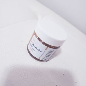 Kiss The Stars 24k Gold Lip Plumping Mask| AMNH Skincare